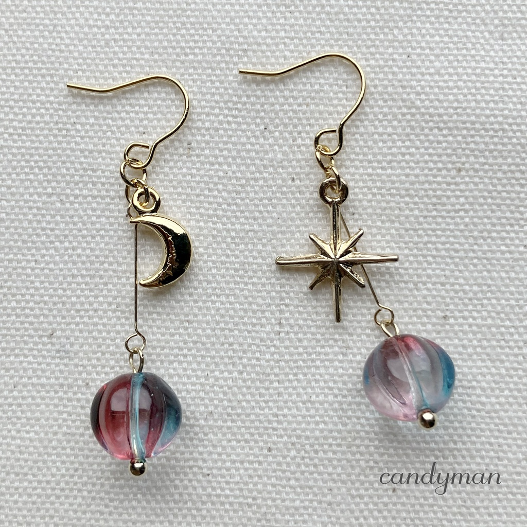 【送料込み】ピンクとブルーのメロンビーズと星と月のピアス
