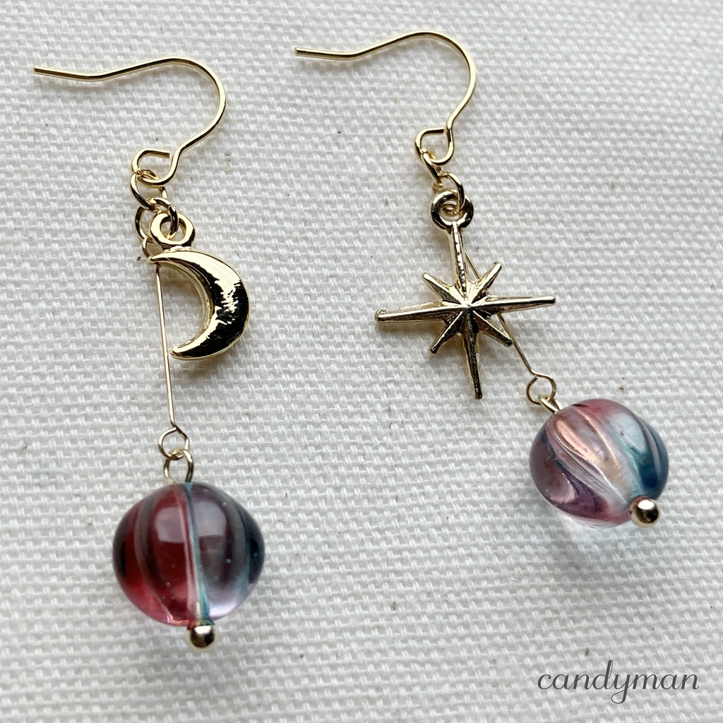 【送料込み】ピンクとブルーのメロンビーズと星と月のピアス