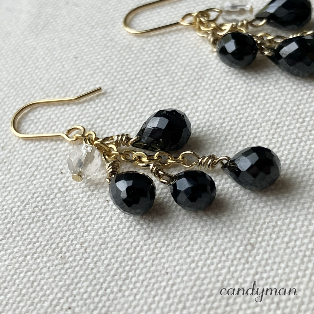 【送料込み】天然石ブラックスピネルのピアス