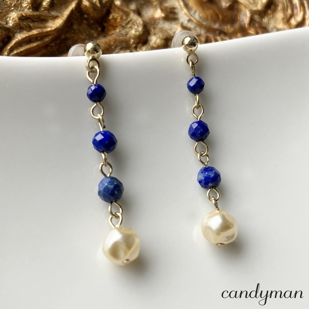 【送料込み】天然石ラピスラズリとジャパンヴィンテージグラスパールのピアス