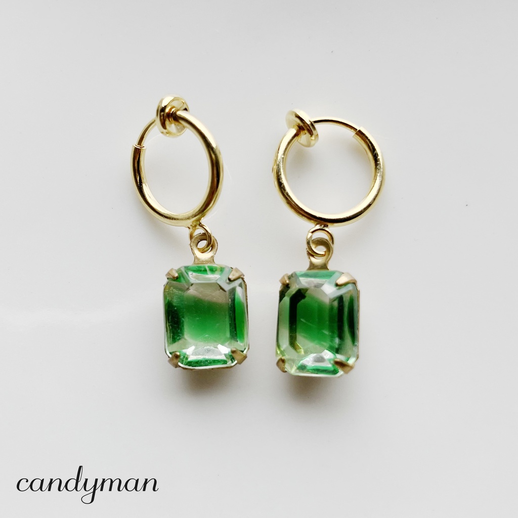 【送料込み】ヴィンテージグリーンとクリアカラーのツートン シンプルなバネ式フープイヤリング