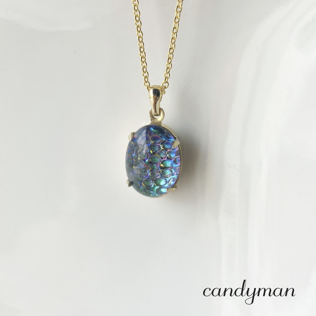 【送料込み】ジャーマンヴィンテージ スネークスキン ヘリオスグリーンカラーネックレス