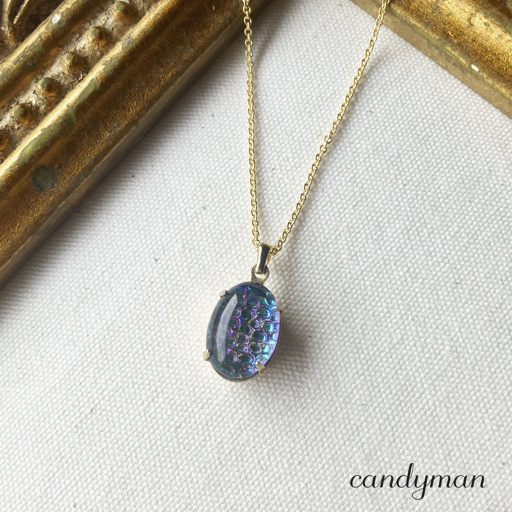 【送料込み】ジャーマンヴィンテージ スネークスキン ヘリオスグリーンカラーネックレス