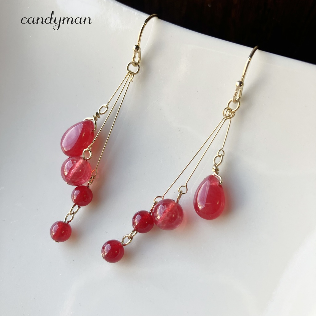 【送料込み】天然石レッドジェードの真紅のピアス