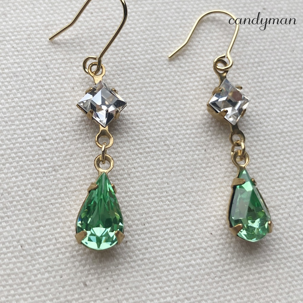 『新春セール10%OFF』【送料込み】ペリドットとクリスタルのヴィンテージ2粒キラキラピアス