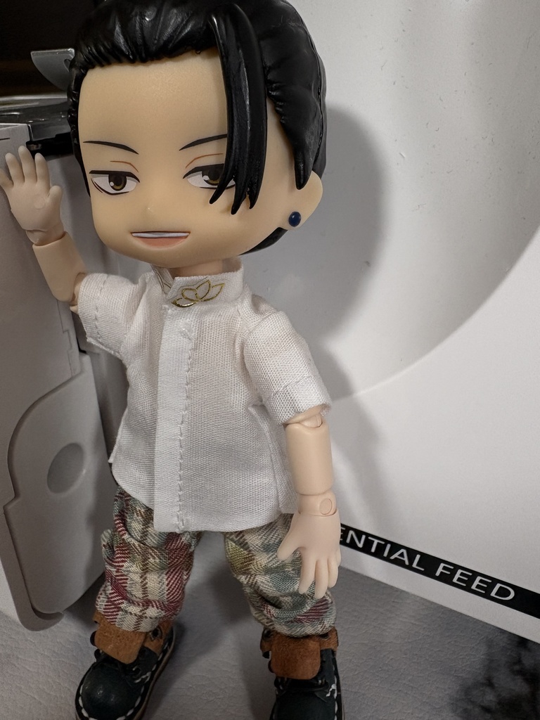 ねんどろいどどーる オビツ11サイズ 白シャツ 花
