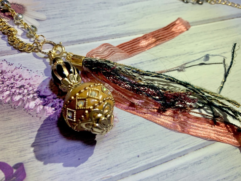 タッセル取り外し可能★香水瓶モチーフネックレス★