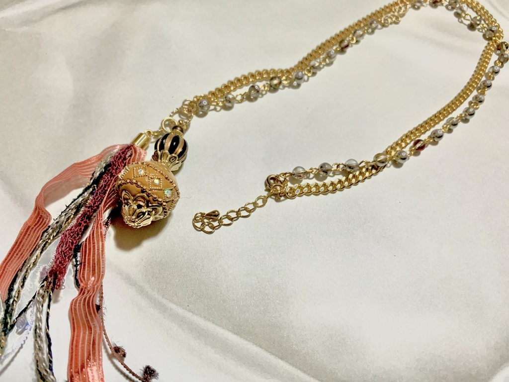 タッセル取り外し可能★香水瓶モチーフネックレス★