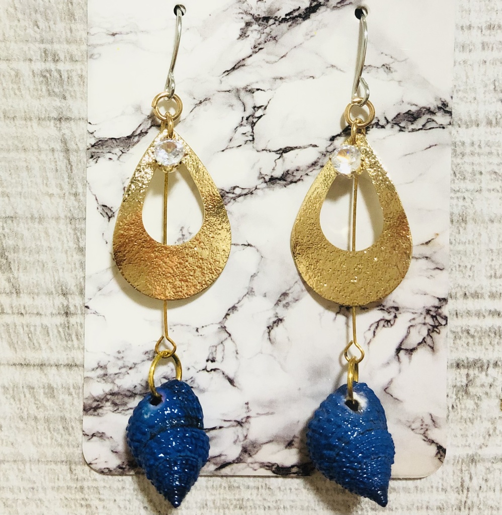 リーチモチーフ ピアス