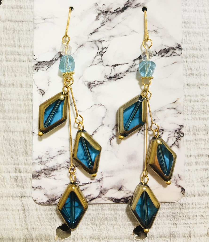 リーチモチーフ ピアス