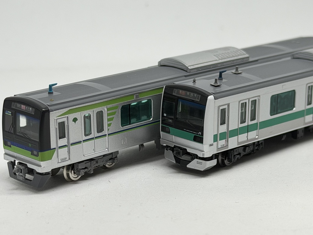 【SF003】JRE233-2000・TS10-300窓スモーク再現フィルムシールC