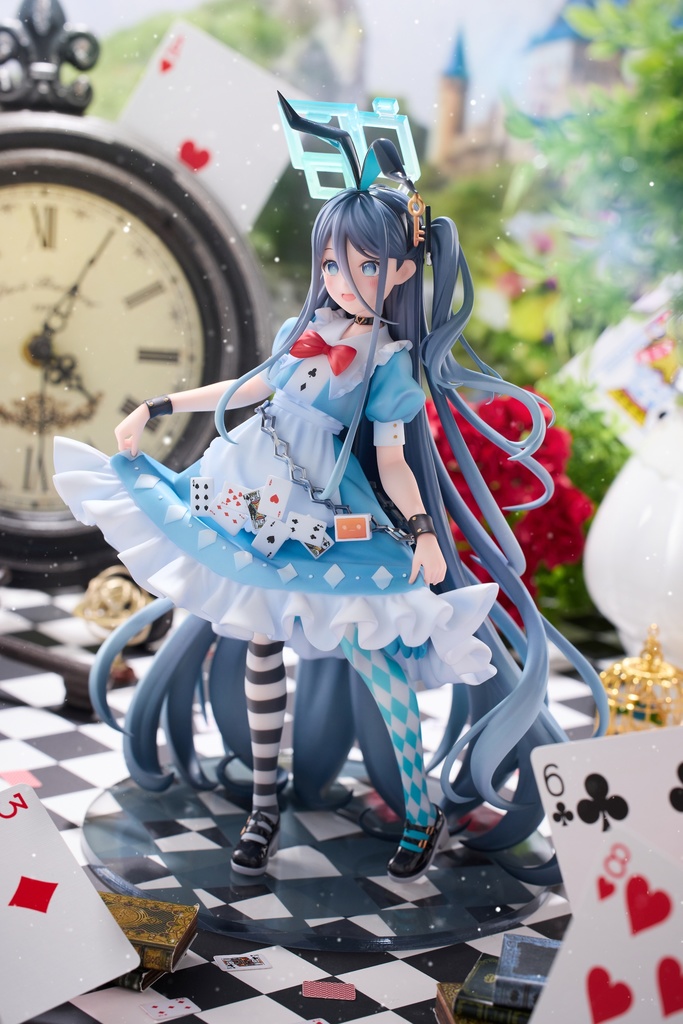 ブルーアーカイブ 天童アリス In不思議な国 未塗装未組み立てガレージキット