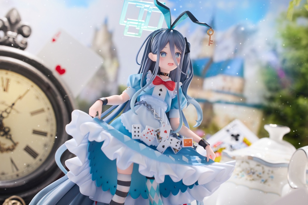 ブルーアーカイブ 天童アリス In不思議な国 未塗装未組み立てガレージキット