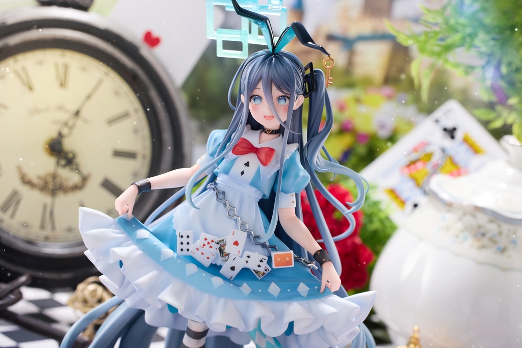 ブルーアーカイブ 天童アリス In不思議な国 未塗装未組み立てガレージキット