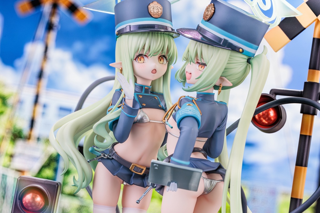 ブルーアーカイブ 橘ヒカリ&橘ノゾミ 未塗装未組み立てガレージキット