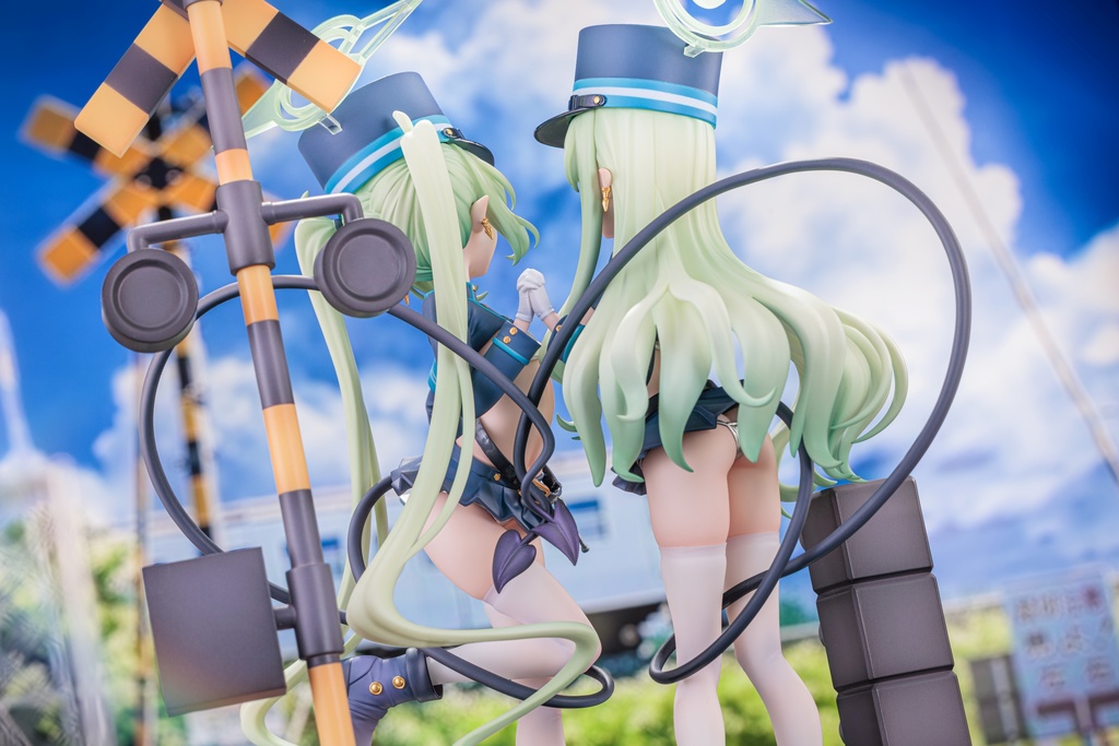 ブルーアーカイブ 橘ヒカリ&橘ノゾミ 未塗装未組み立てガレージキット