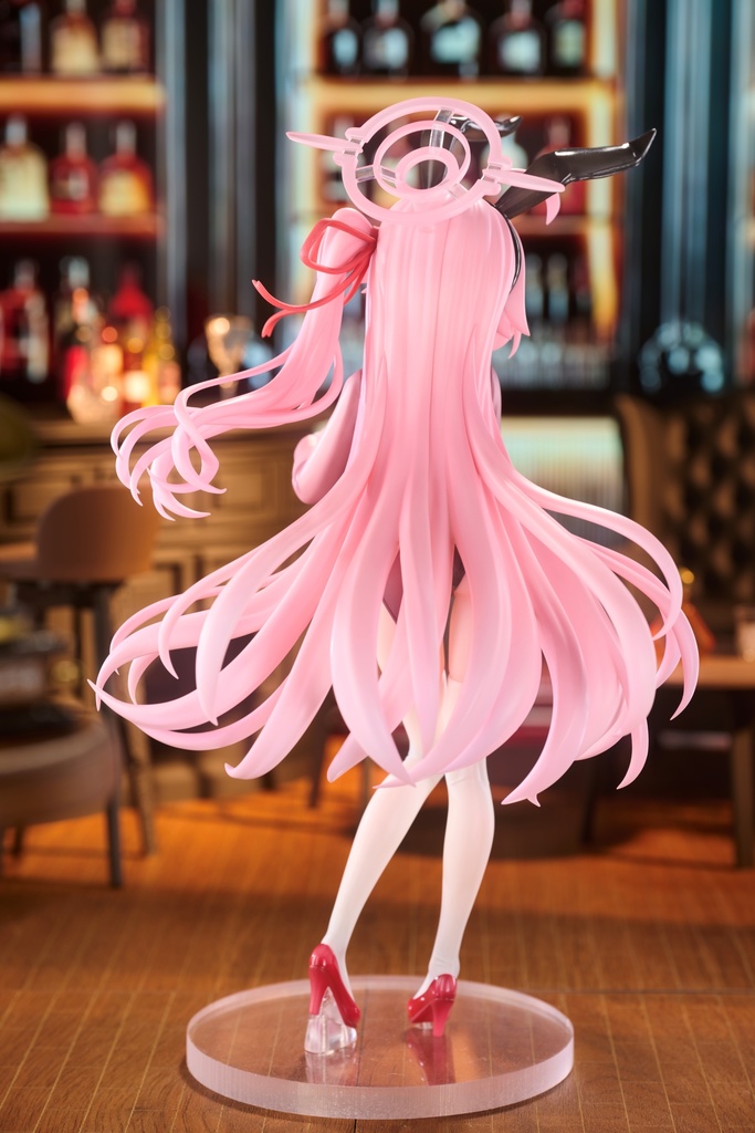 ブルーアーカイブ 小鳥遊ホシノ バニーガールver. 未塗装未組み立てガレージキット