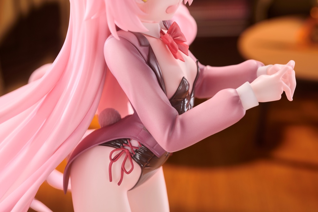 ブルーアーカイブ 小鳥遊ホシノ バニーガールver. 未塗装未組み立てガレージキット