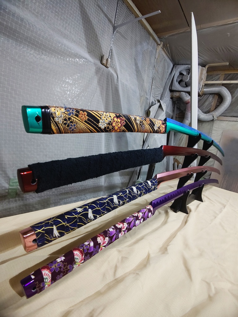 長大な樹脂製 剛刀!! (兄弟刀 各色取揃)