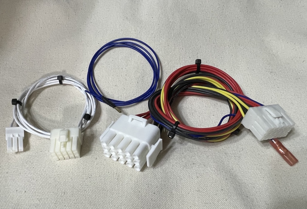 NEWアストロシティの電源をブラストシティで使用する変換ケーブル