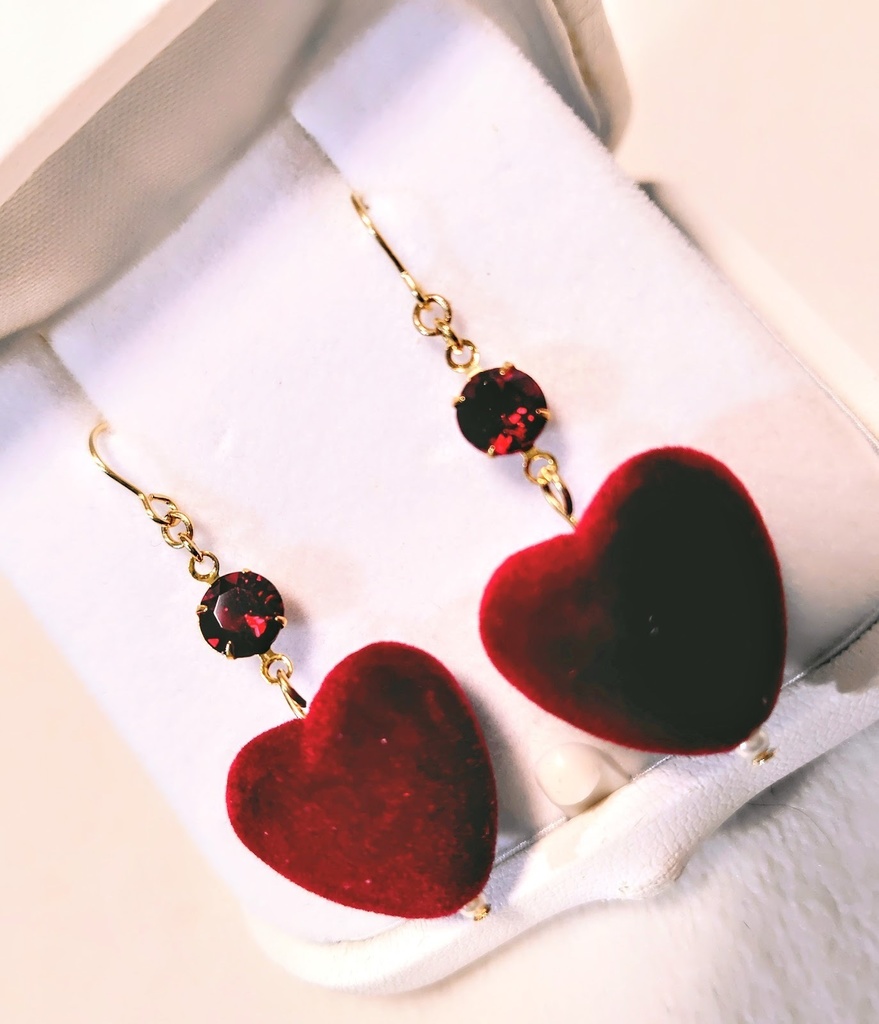 にちか・美琴イメージフロッキー耳飾り