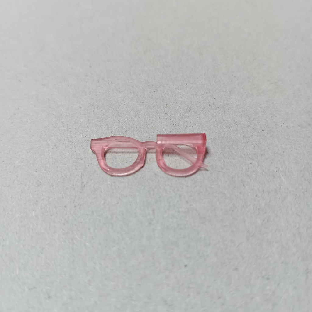 見せかけメガネクリップ