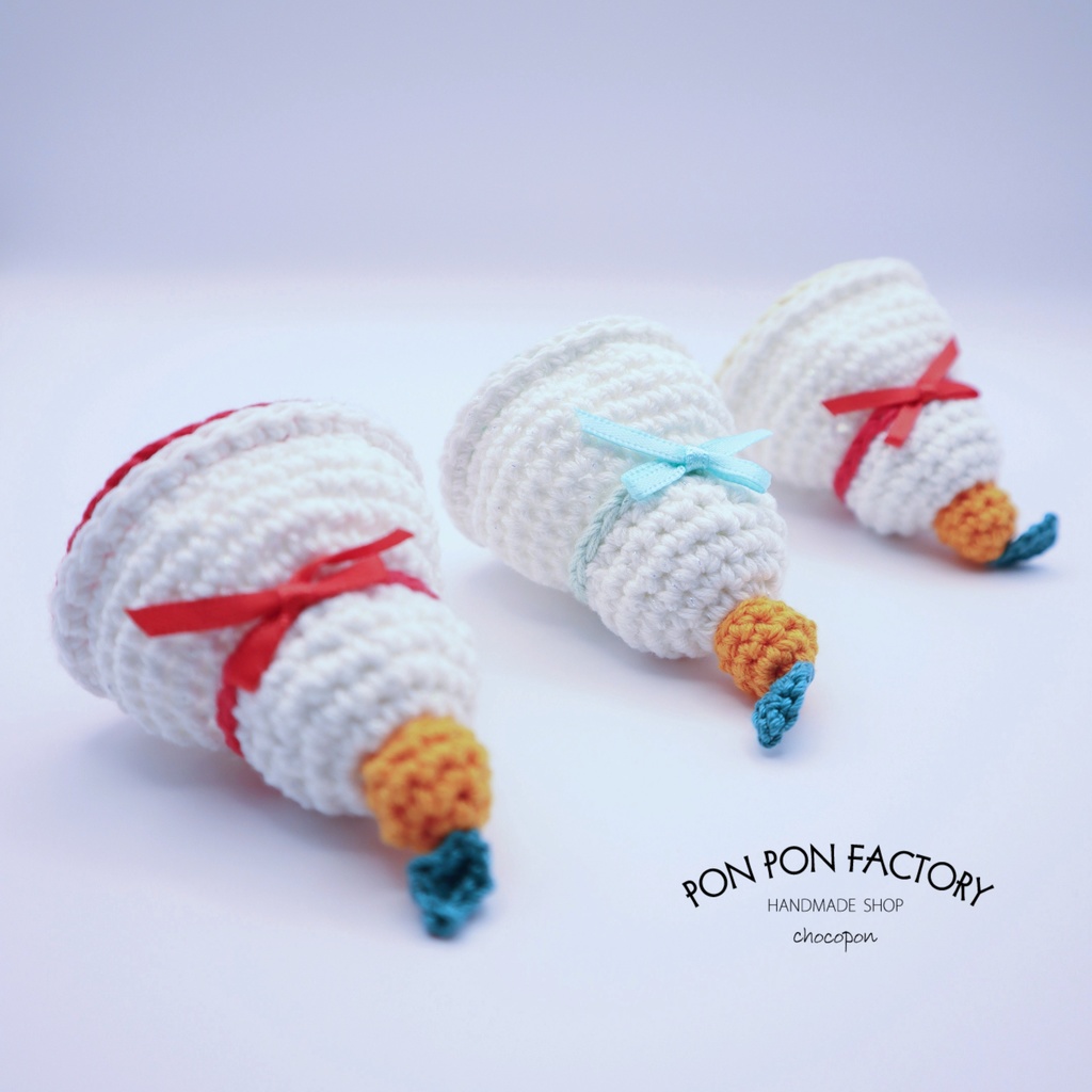 No.0016 ミニフレちゃん用お帽子 × 鏡餅