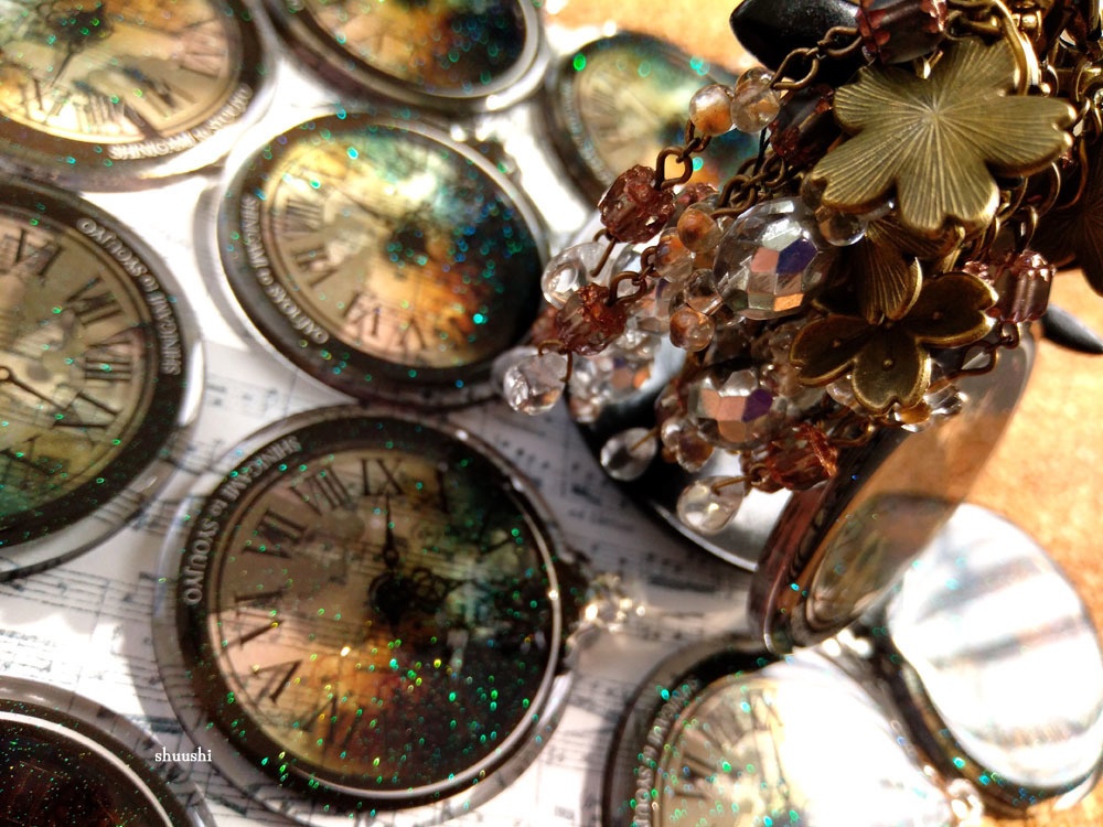 幻想世界のカケラ(影絵アクキー 13 Anniversary ver.)【FANBOX支援者様限定】