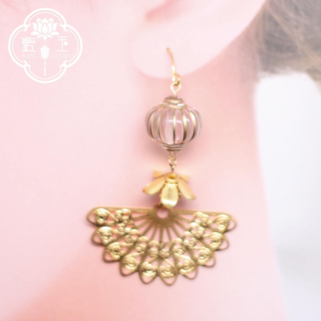 【中華風ピアス・イヤリング】金秋/ランタンとお花と扇のアクセサリー
