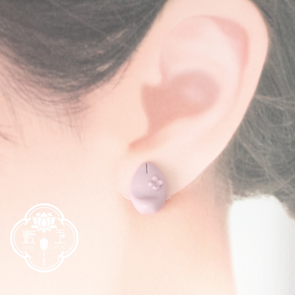 【和風ピアス・イヤリング】追加パーツが選べる和菓子なお狐様アクセサリー(空Ver)