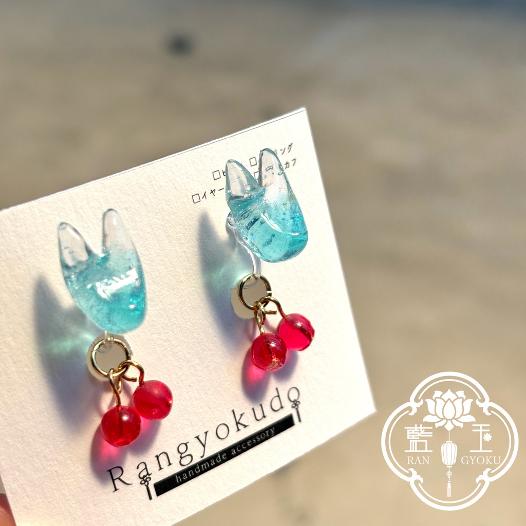 メロンソーダなお狐様4カラー*サクランボ取り外せる2way【ピアス変更可】