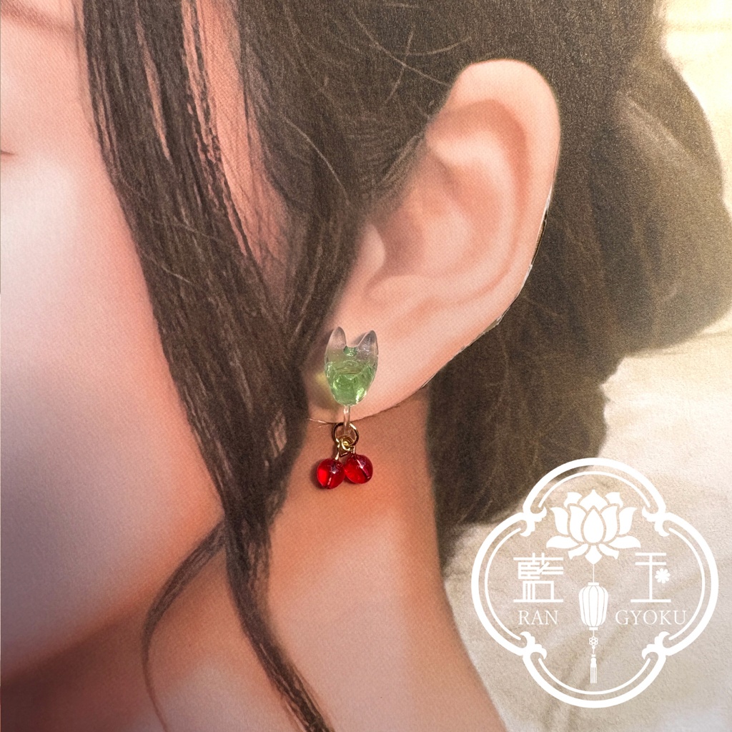 メロンソーダなお狐様4カラー*サクランボ取り外せる2way【ピアス変更可】