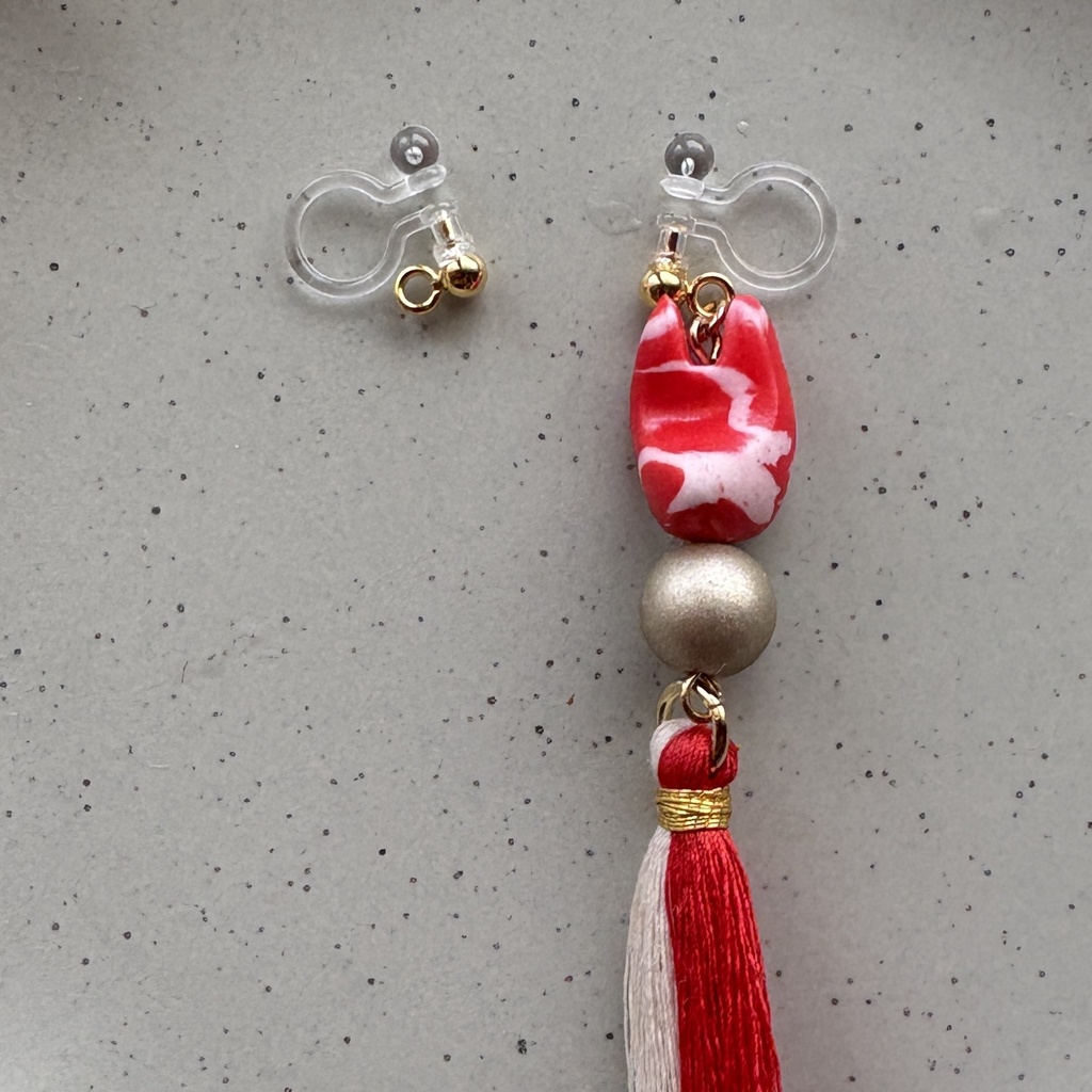 お狐様のタッセルピアス・イヤリング/青金MIX*月詠*