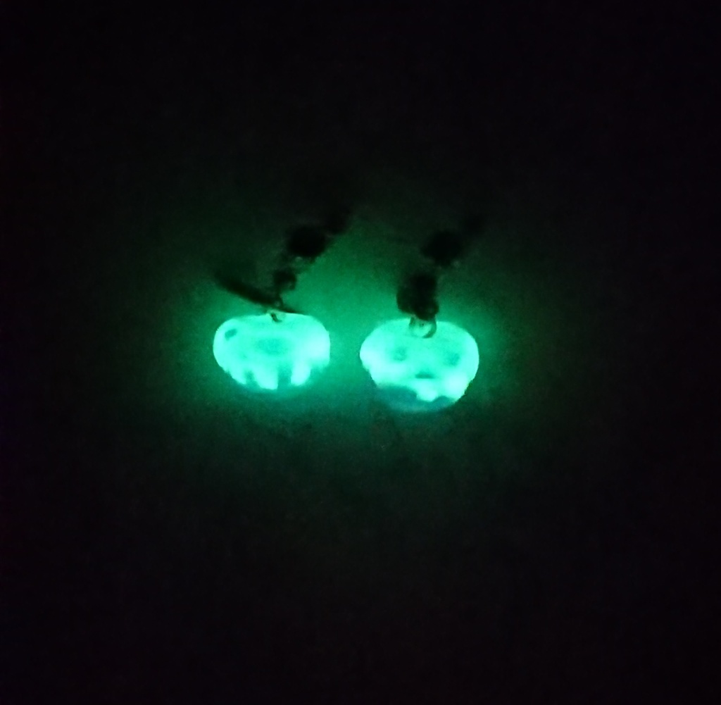 美しき女王の毒林檎【レジン製】