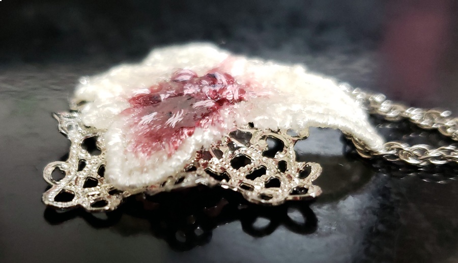 観音坂 独歩 チグリジア(虎百合)イメージアクセ