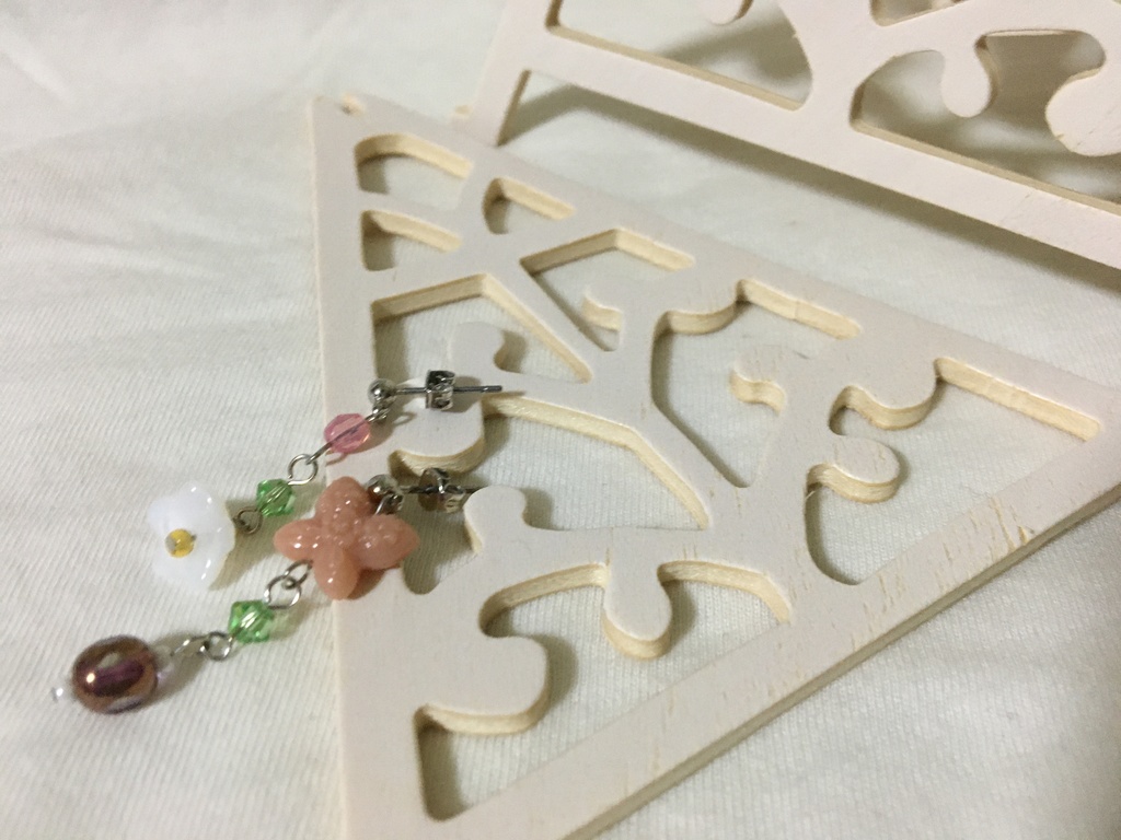 (1点のみ)鬼滅の刃/イメージピアス/胡蝶しのぶ