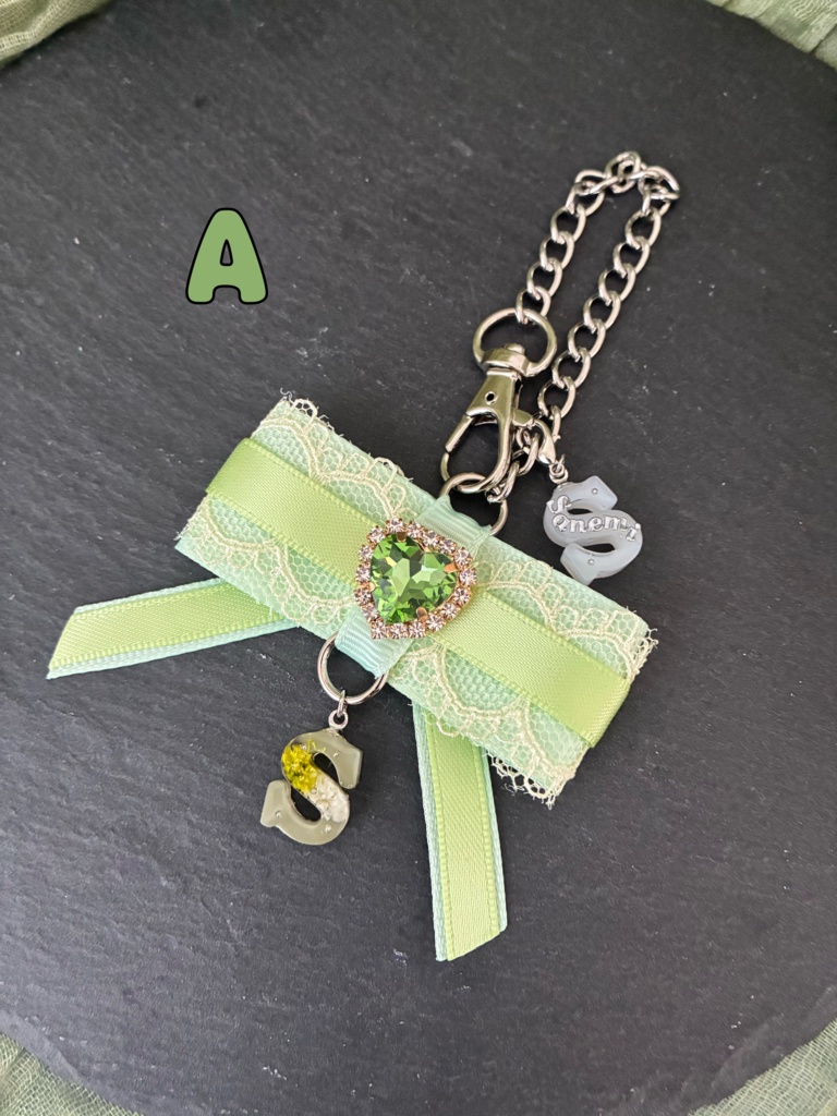 鬼滅の刃 不死川実弥 不死川玄弥 イメージ モチーフ バッグチャーム イニシャル リボン