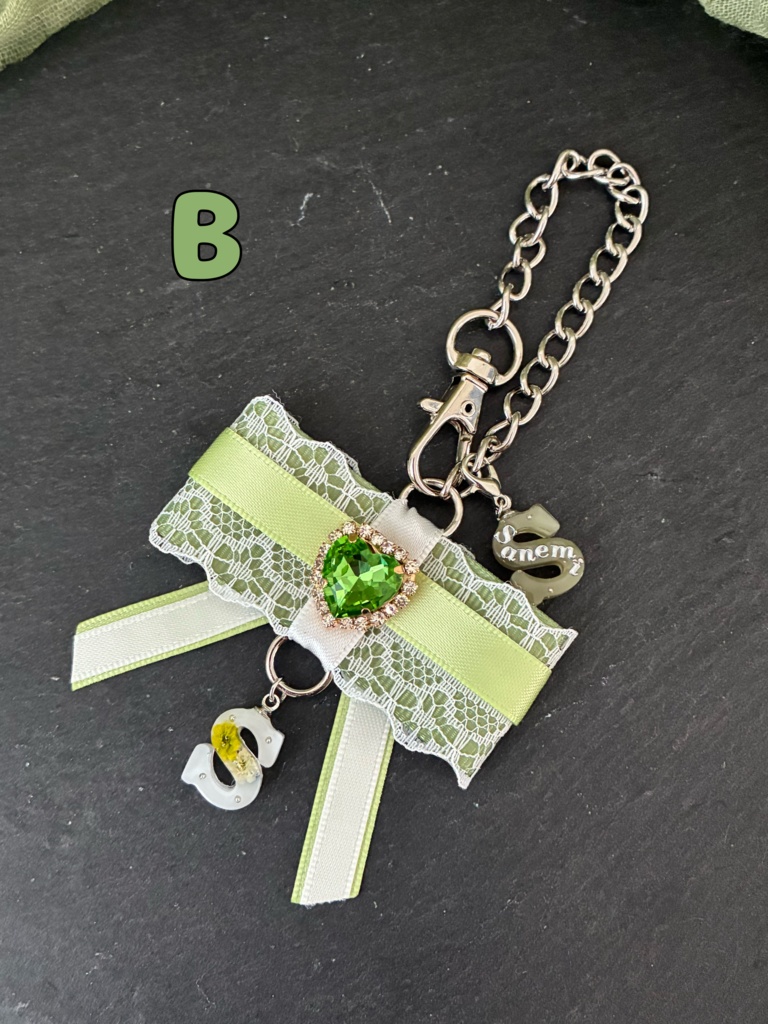 鬼滅の刃 不死川実弥 不死川玄弥 イメージ モチーフ バッグチャーム イニシャル リボン