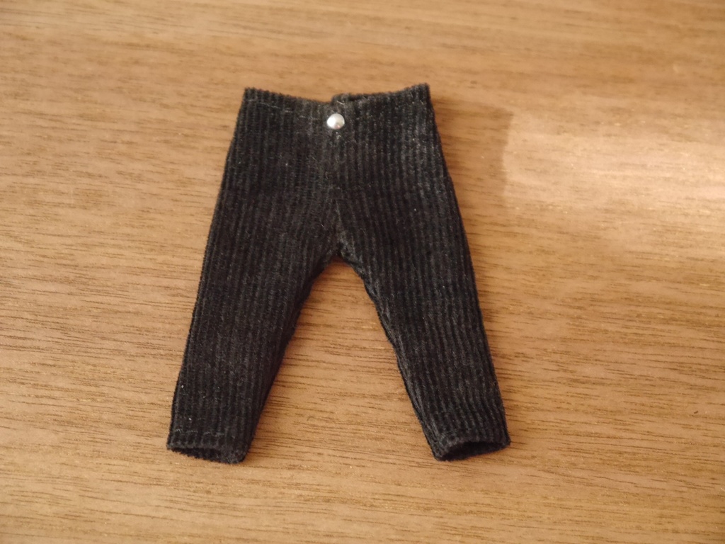 コーデュロイスリムパンツ【オビツ11サイズ】
