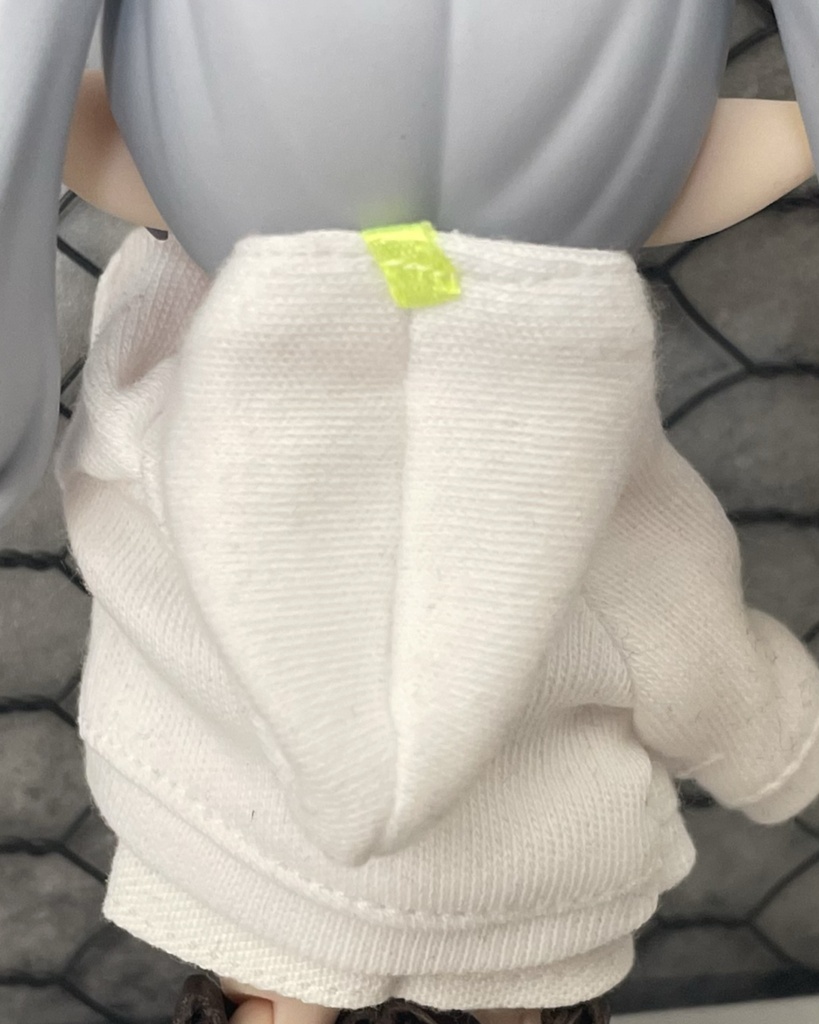 シンプルパーカー