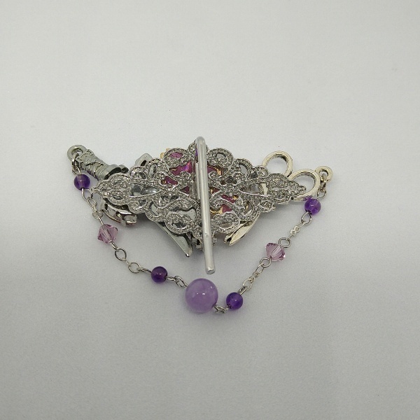 【再販×3】桜 舞う 守り髪飾り( 薬研藤四郎 イメージ)