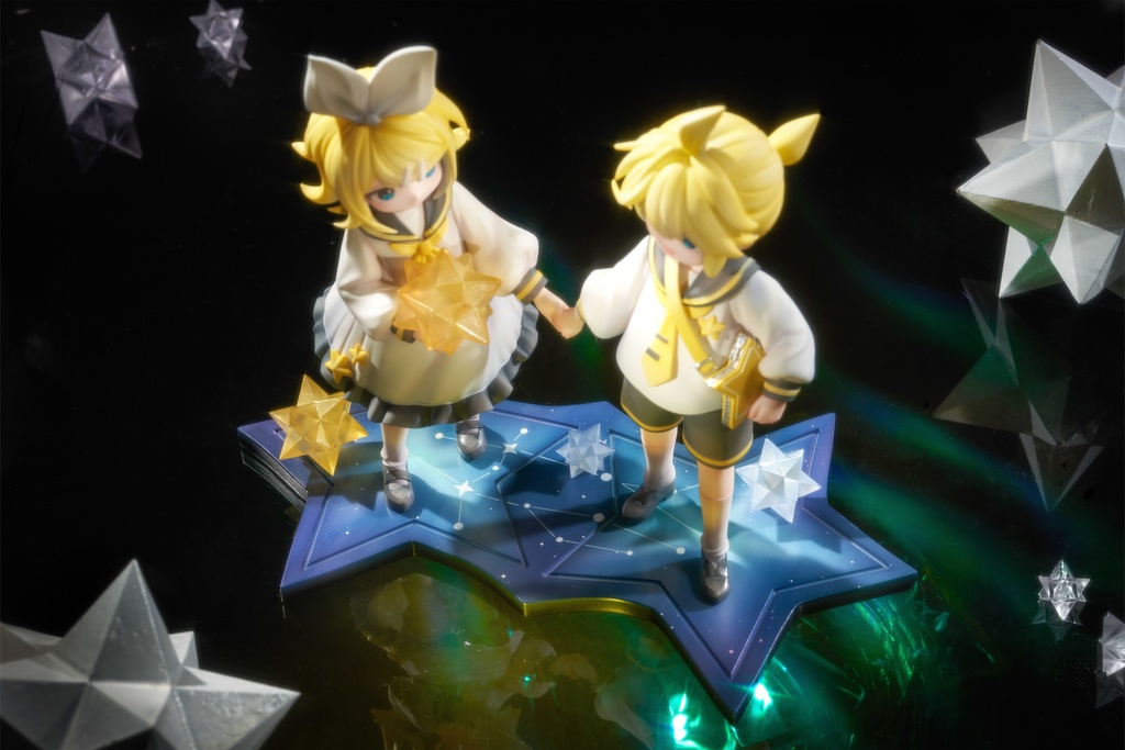 VOCALOID 双子星 鏡音リン・鏡音レン ガレージキット