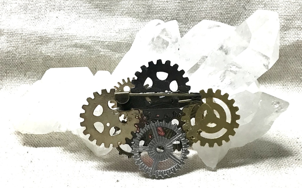 機章(からくりしょう)