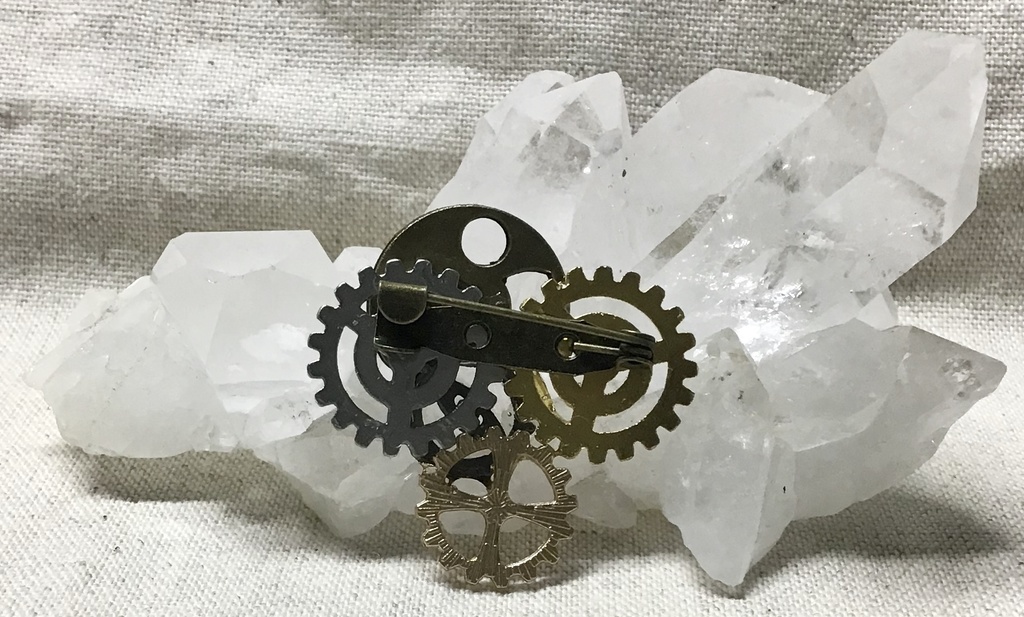 機章(からくりしょう)