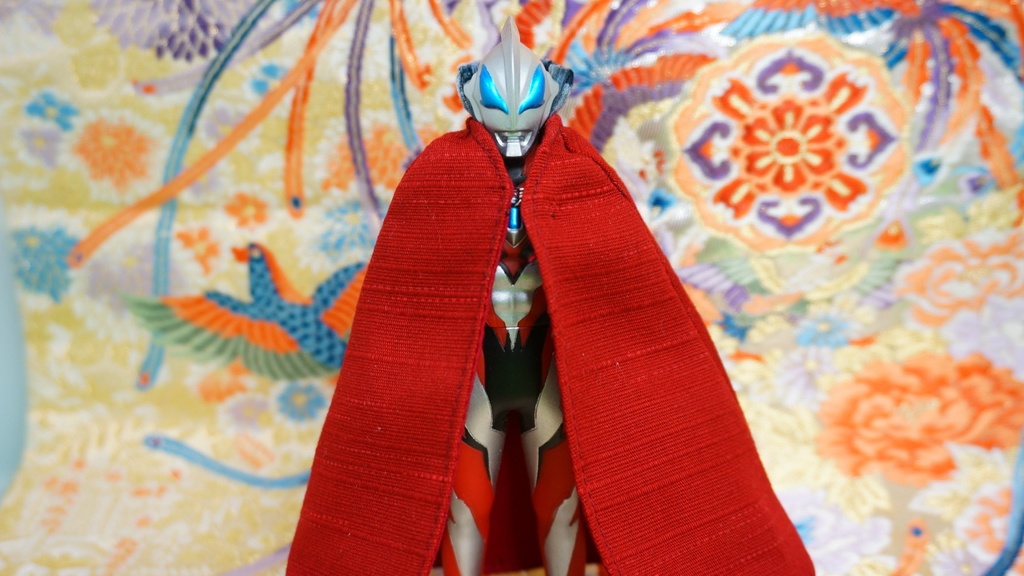 ウルトラマンソフビ用マント 襟付き