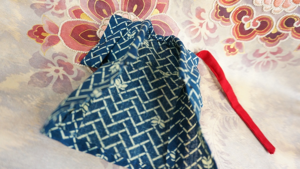 ウルトラマンソフビ用の浴衣(仮面ライダーソフビも着用可)