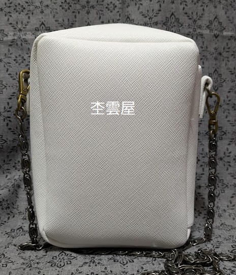 レースカーテンぬいポーチ