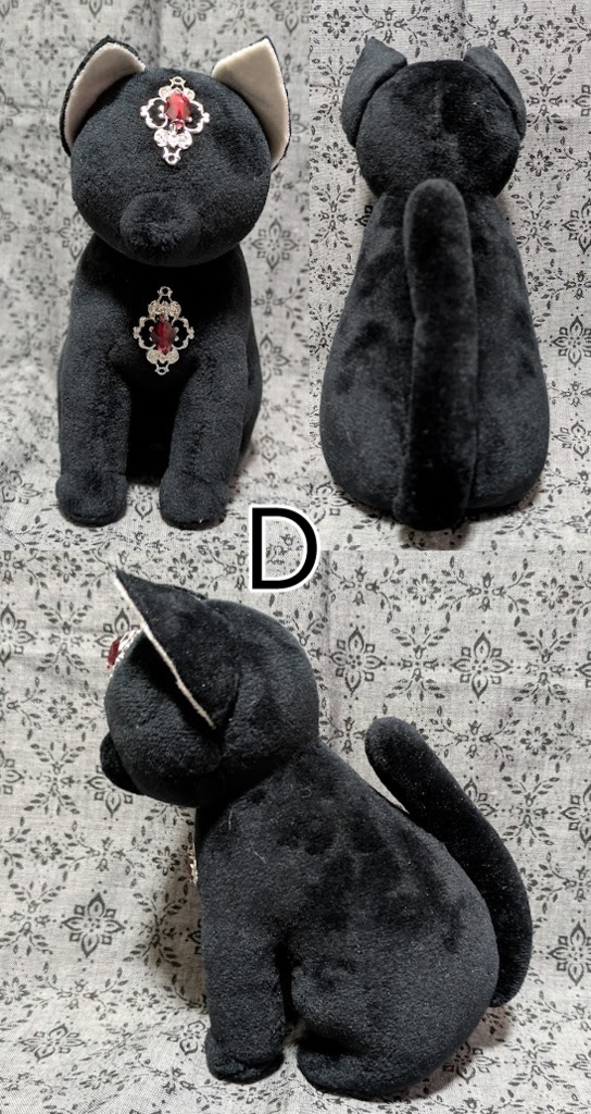 猫のぬいぐるみ