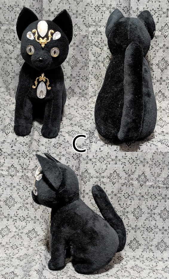 猫のぬいぐるみ