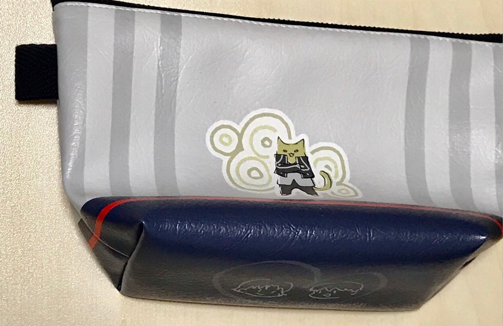 神金にゃんこポーチ